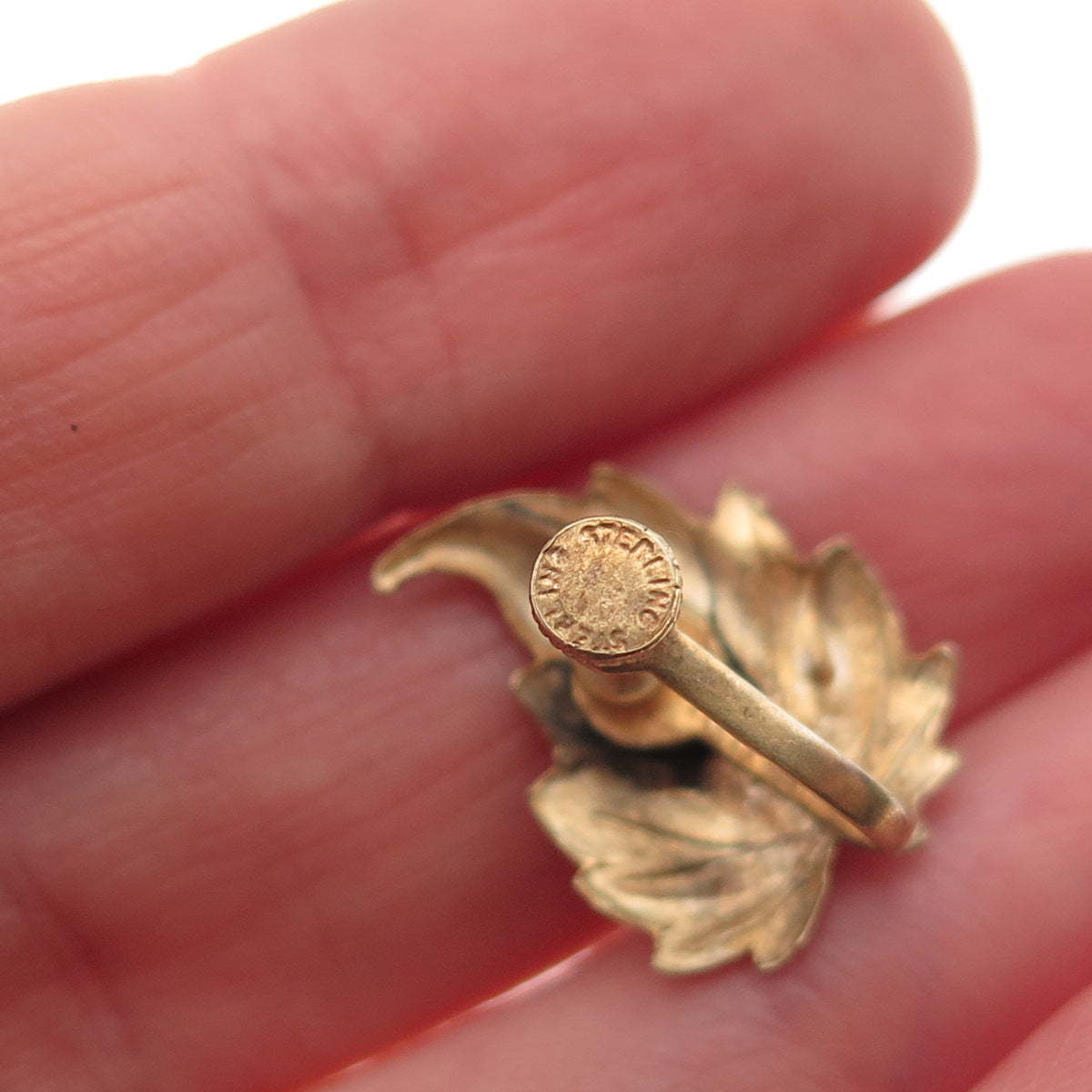 925 Sterling Silver Gold Plated Antique Art Deco Floral Leaf Screw Back Earrings