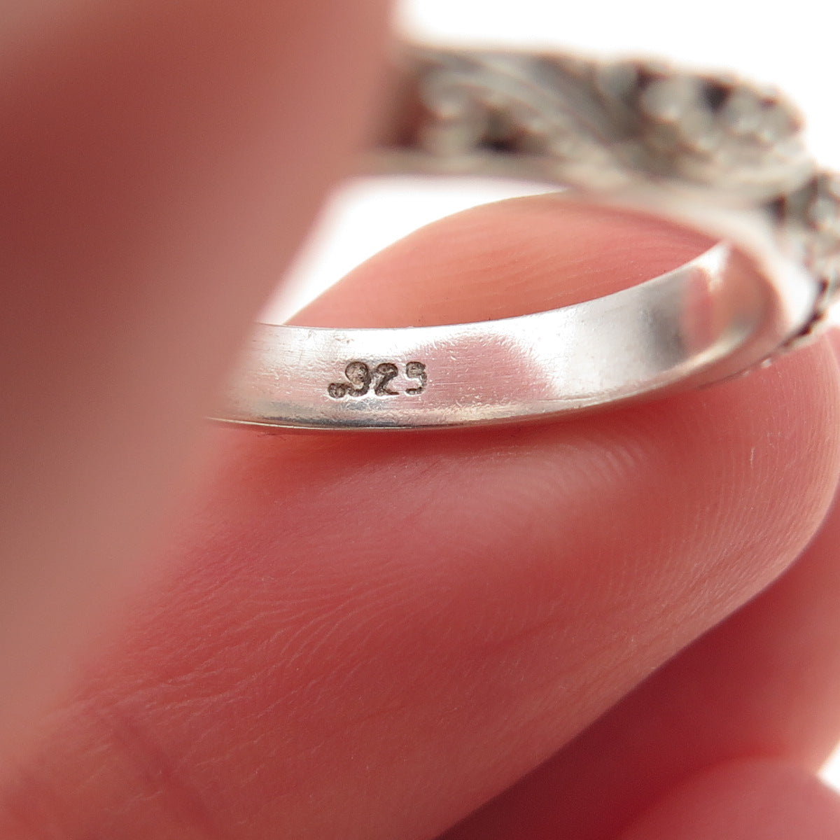 Lois Hill 925 Sterling Silver Vintage Granulated Scroll Band Ring Size 7.25