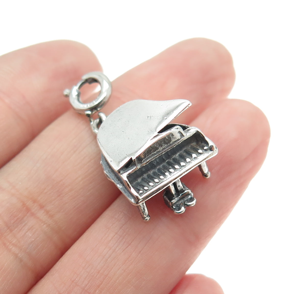 JEWELART Sterling Silver Antique Art Deco Royal Piano Spring Ring Mini Pendant