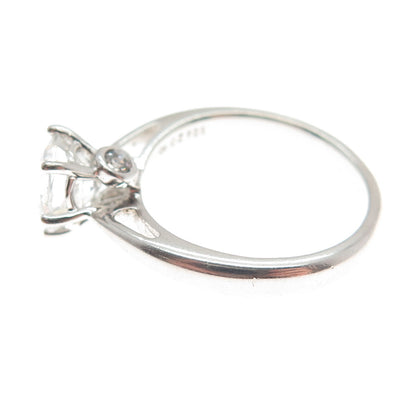 925 Sterling Silver Round-Cut Shaped C Z Engagement Ring Size 8.25
