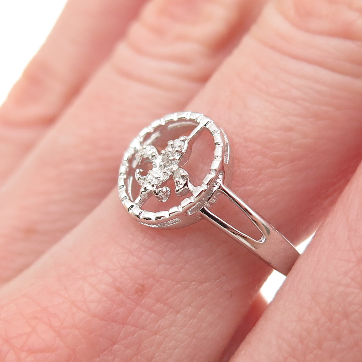 925 Sterling Silver Real Round-Cut Diamond Fleur de Lis Ring Size 8