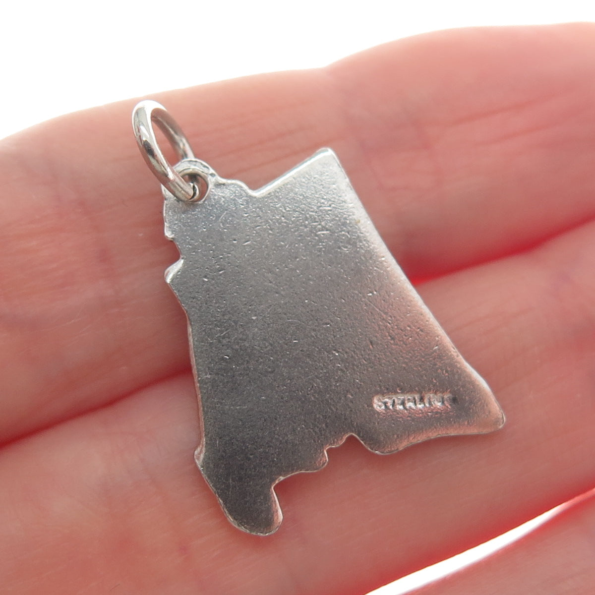 925 Sterling Silver Vintage Enamel Rhode Island State Minimalist Charm Pendant