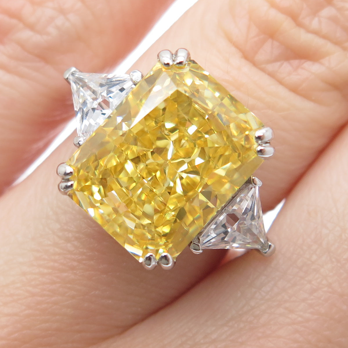 DSMK 925 Sterling Silver Canary & White Multi-Cut C Z Ring Size 6.25