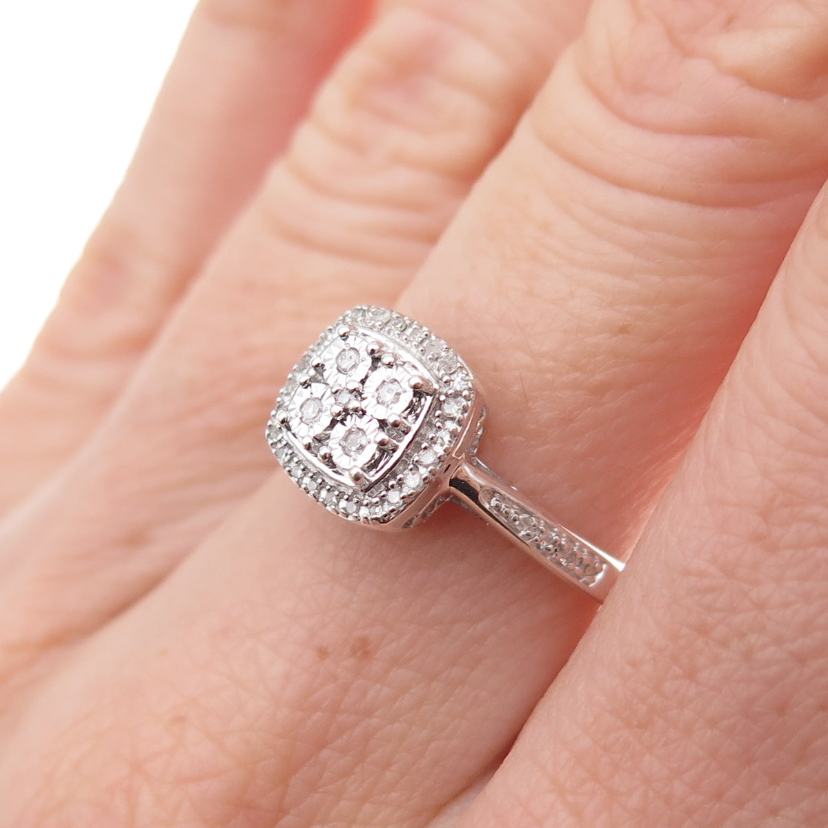 SK9 Allure Gems 925 Sterling Silver Real Diamond Engagement Ring Size 6