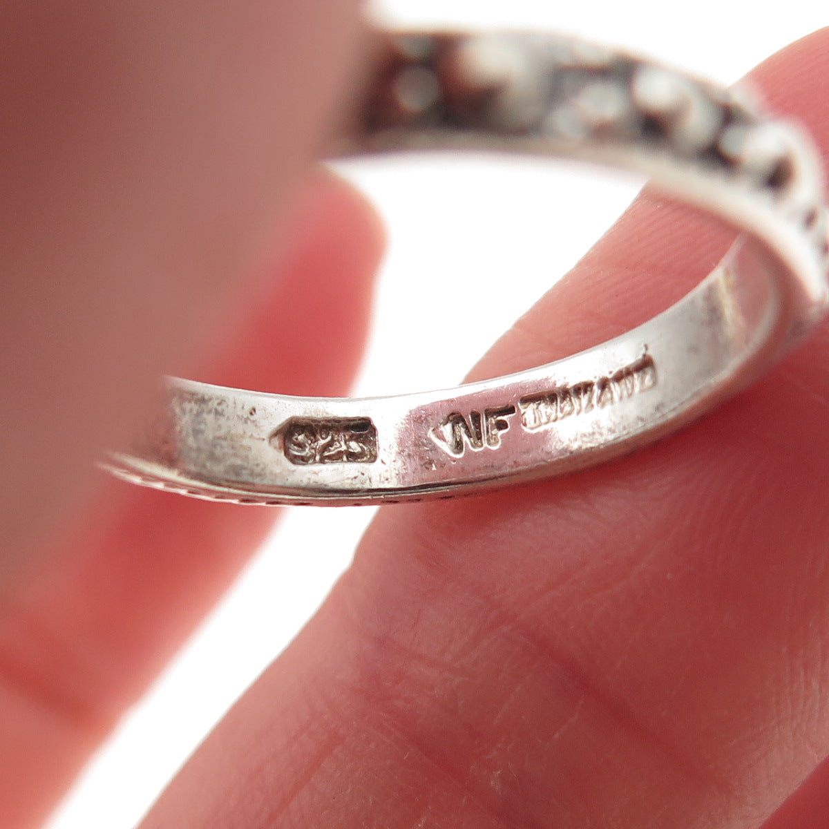 925 Sterling Silver Vintage Dotted Oxidized Band Ring Size 7.75