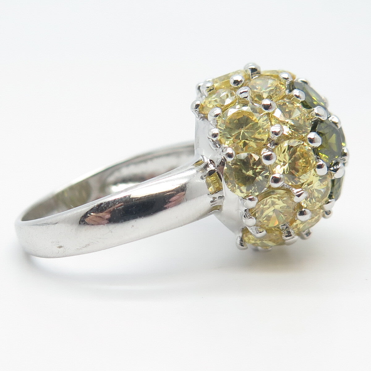 925 Sterling Silver Vintage Green & Yellow C Z Cluster Ring Size 7.25
