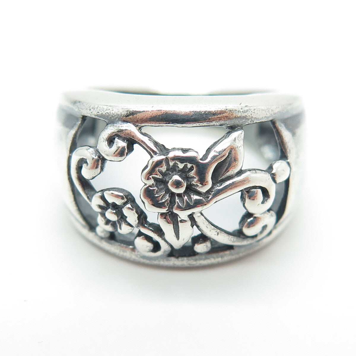 925 Sterling Silver Vintage Flower Blossom Oxidized Ring Size 7.25