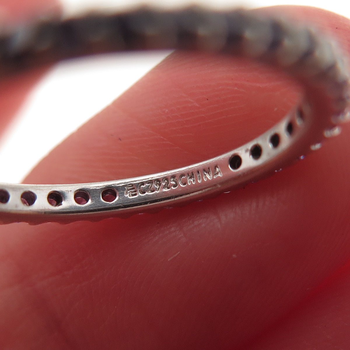 925 Sterling Silver Lavender C Z Eternity All Around Band Ring Size 4.75