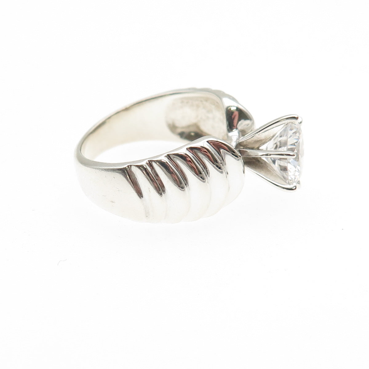 925 Sterling Silver Round-Cut C Z Modernist Ribbed Ring Size 6