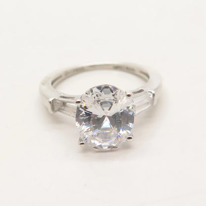 925 Sterling Silver C Z Oval Ring Size 8