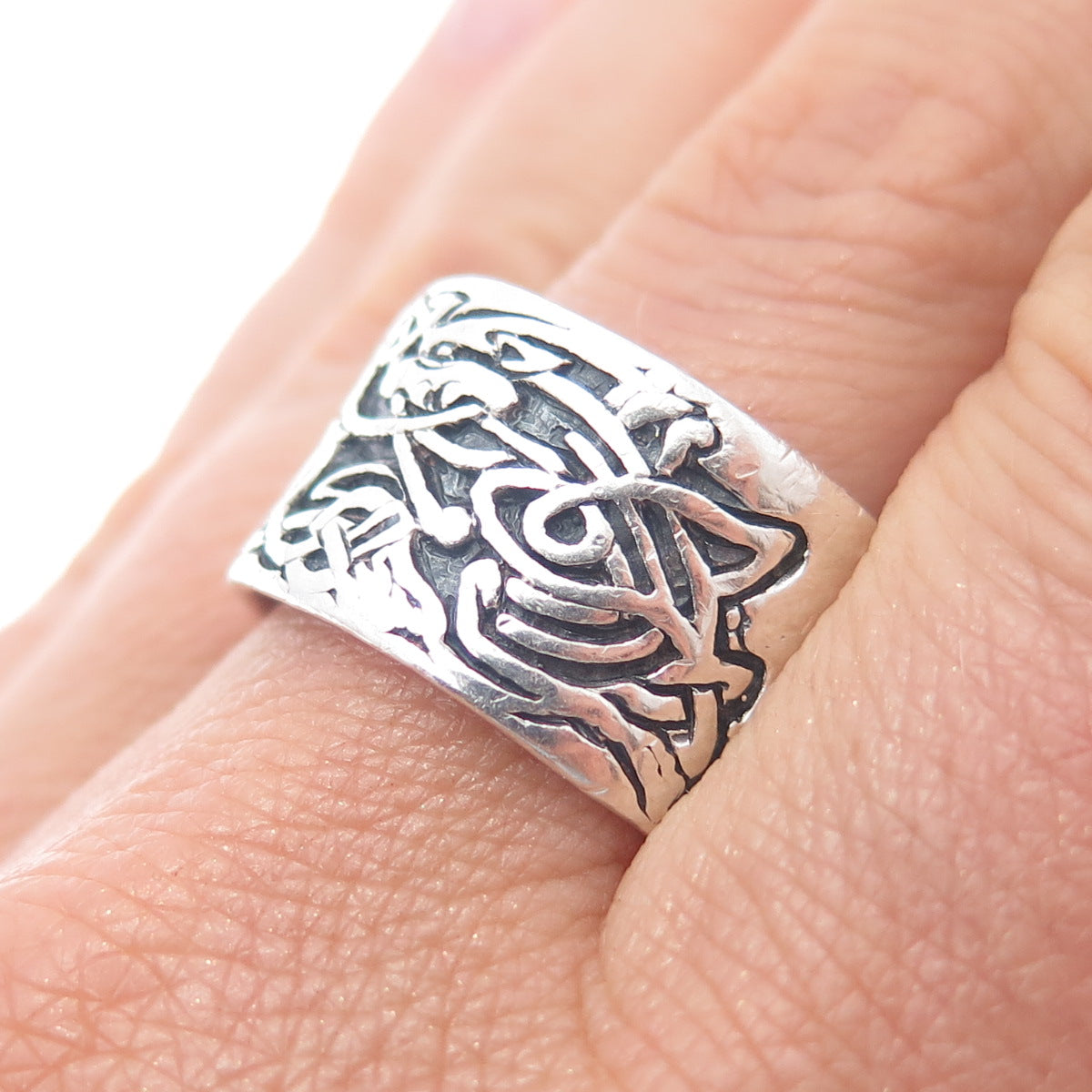 925 Sterling Silver Vintage Celtic Dragon Knot Oxidized Wide Band Ring Size 11