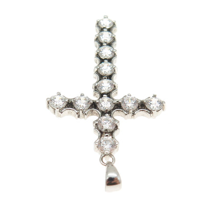 MEDA 925 Sterling Silver Round-Cut C Z Cross Pendant