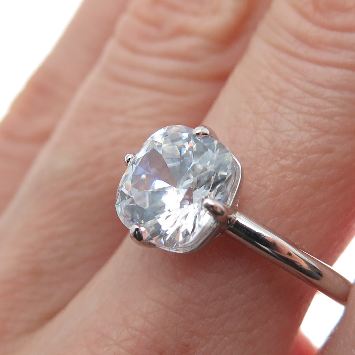 DSMK 925 Sterling Silver Cushion-Cut Shaped C Z Engagement Ring Size 7.25