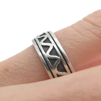 925 Sterling Silver Vintage Zig Zag All Around Oxidized Band Ring Size 6.25