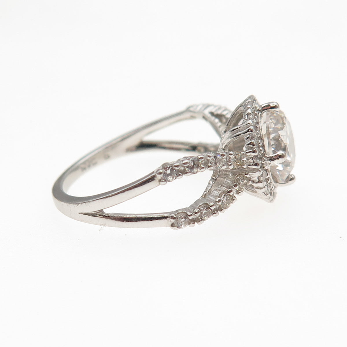 925 Sterling Silver Round-Cut C Z Engagement Ring Size 6.25