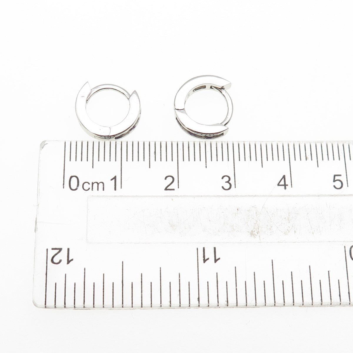 925 Sterling Silver Round-Cut Purple & White C Z Hoop Earrings