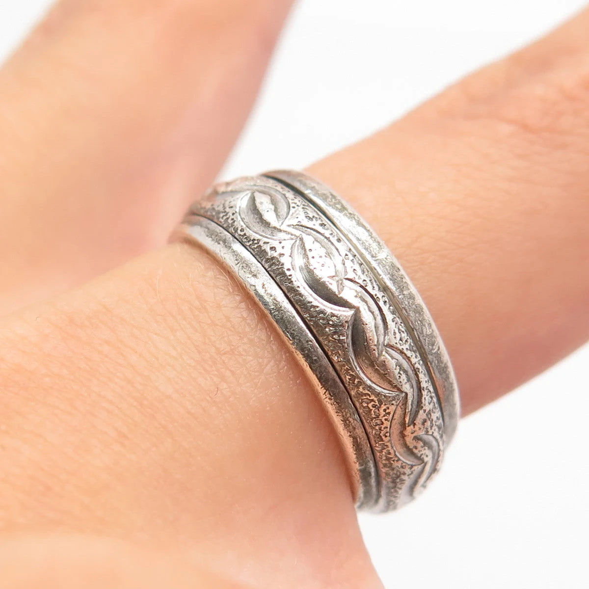 925 Sterling Silver Vintage Tribal Pattern Rotating Band Ring 6