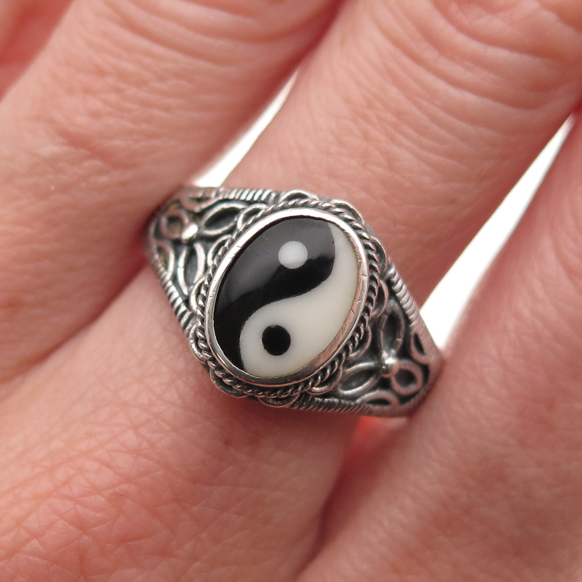 Boma Sterling Silver Vintage Real Black & White Onyx Yin Yang Ring Size 11.25