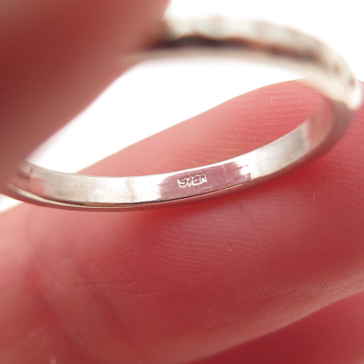 925 Sterling Silver Vintage Dotted Oxidized Band Ring Size 7