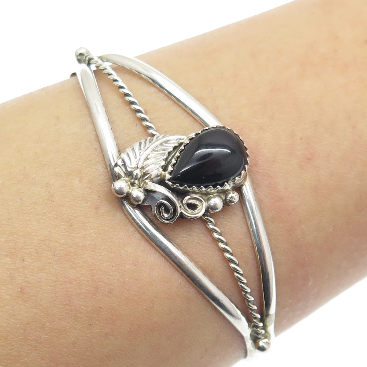 Old Pawn 925 Sterling Silver Vintage Southwestern Black Onyx Cuff Bracelet 6"