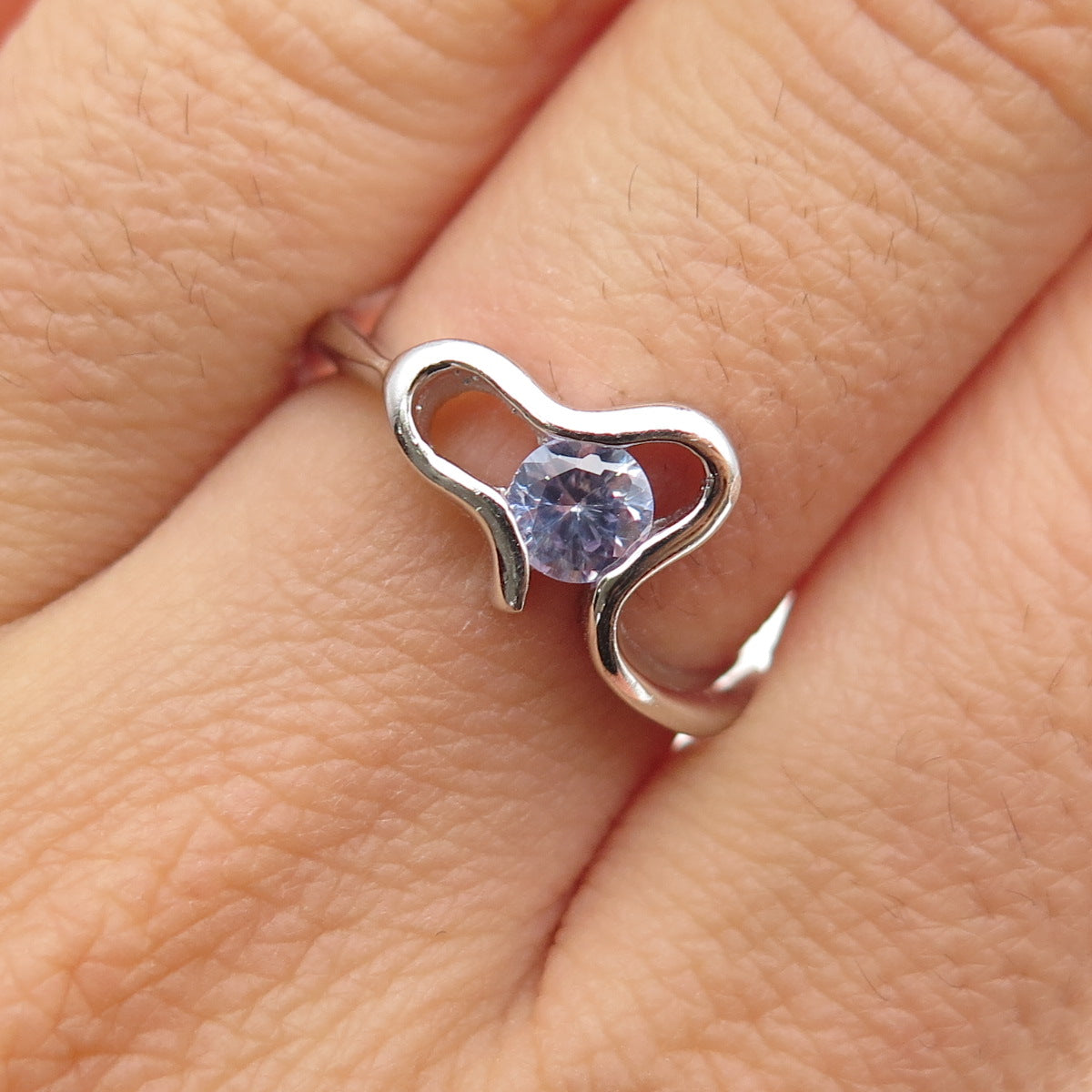 925 Sterling Silver Round-Cut Lavender C Z Heart Ring Size 6.75