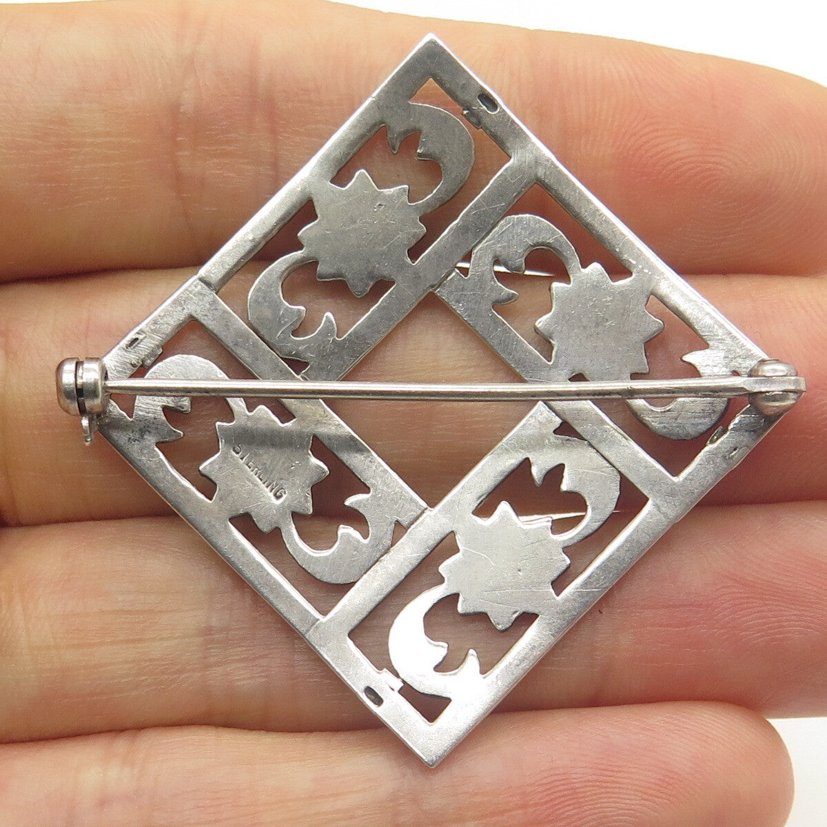 925 Sterling Silver Antique Art Deco Real Marcasite Flower Square Pin Brooch