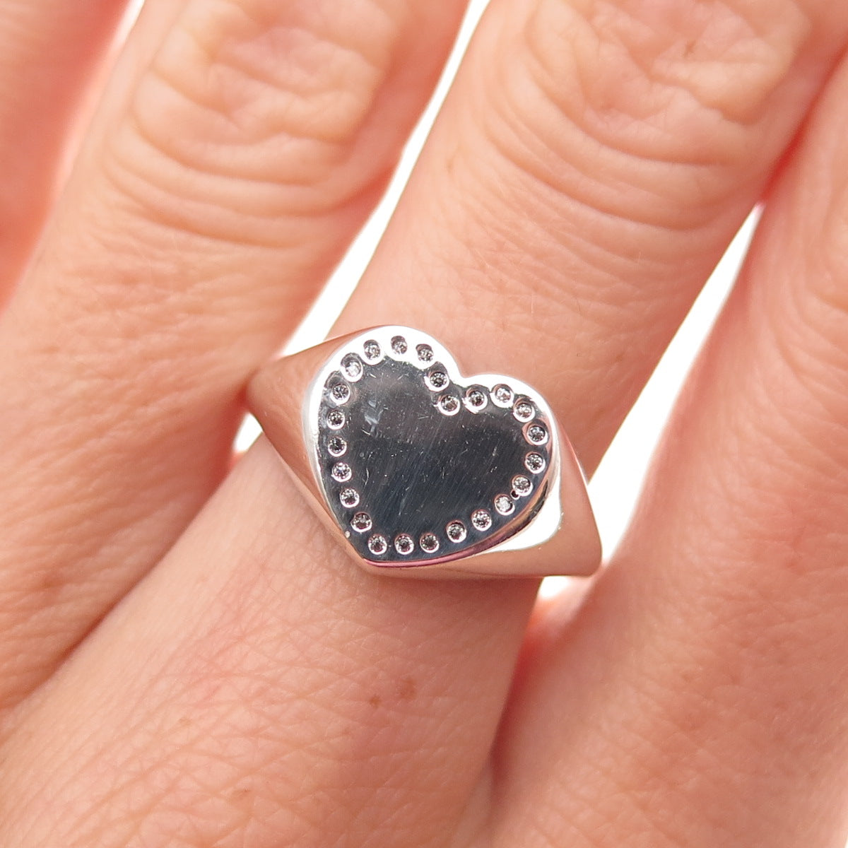 Pandora 925 Sterling Silver Round-Cut C Z Heart Signet Ring Size 7
