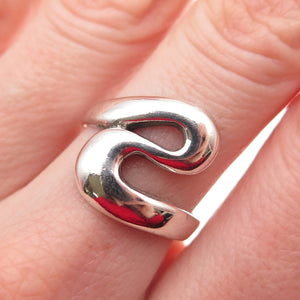 925 Sterling Silver Vintage Modernist Zig Zag Oxidized Ring Size 7.75
