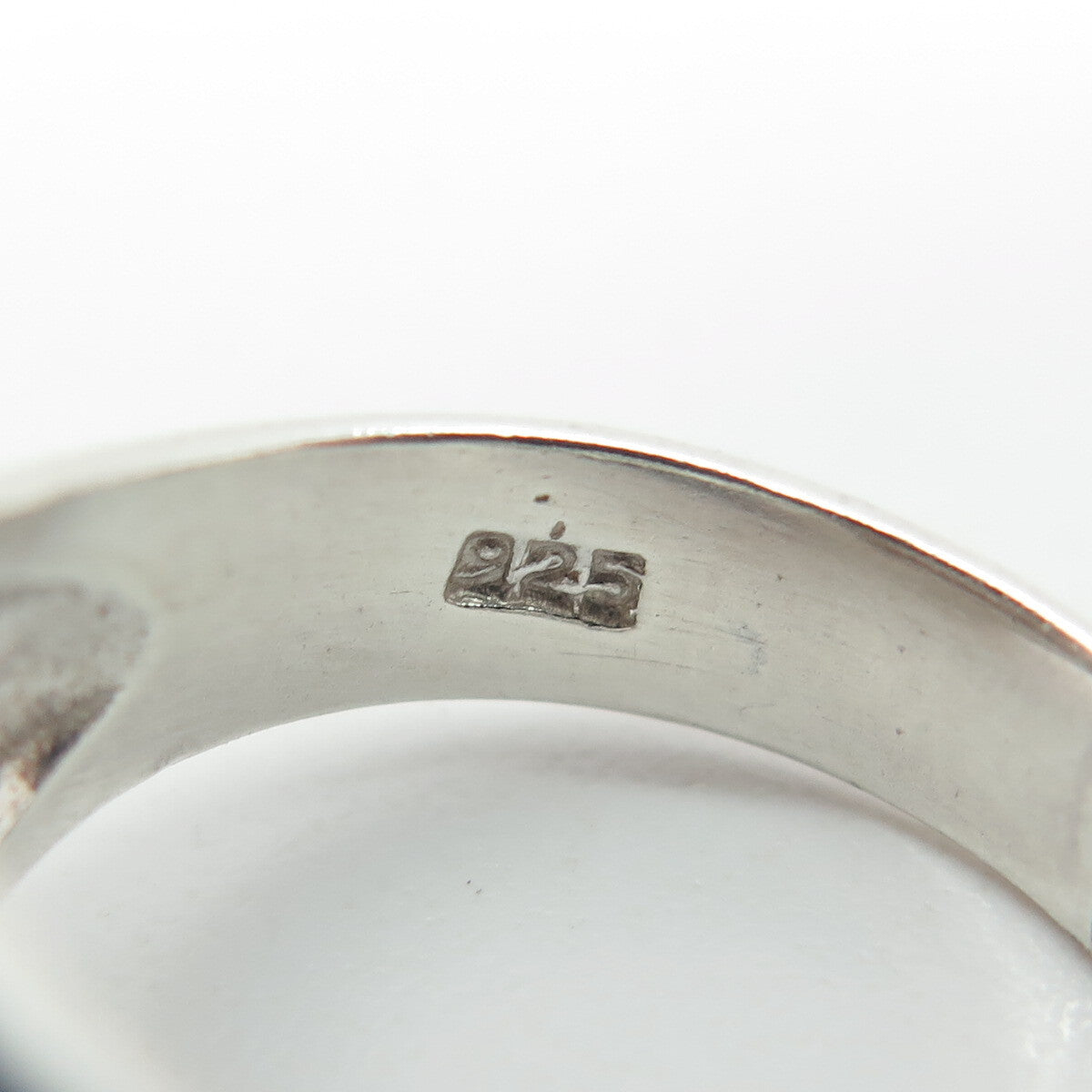 925 Sterling Silver Vintage Celtic Knot Dome Ring Size 6