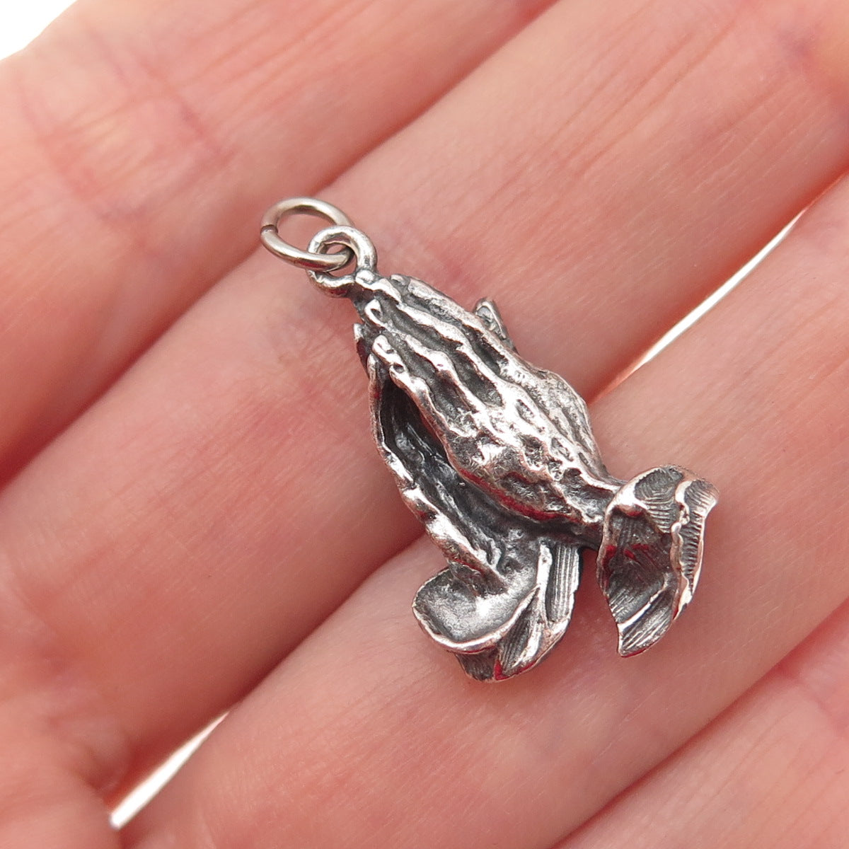 925 Sterling Silver Vintage Prayer Hands Oxidized Mini Charm Pendant