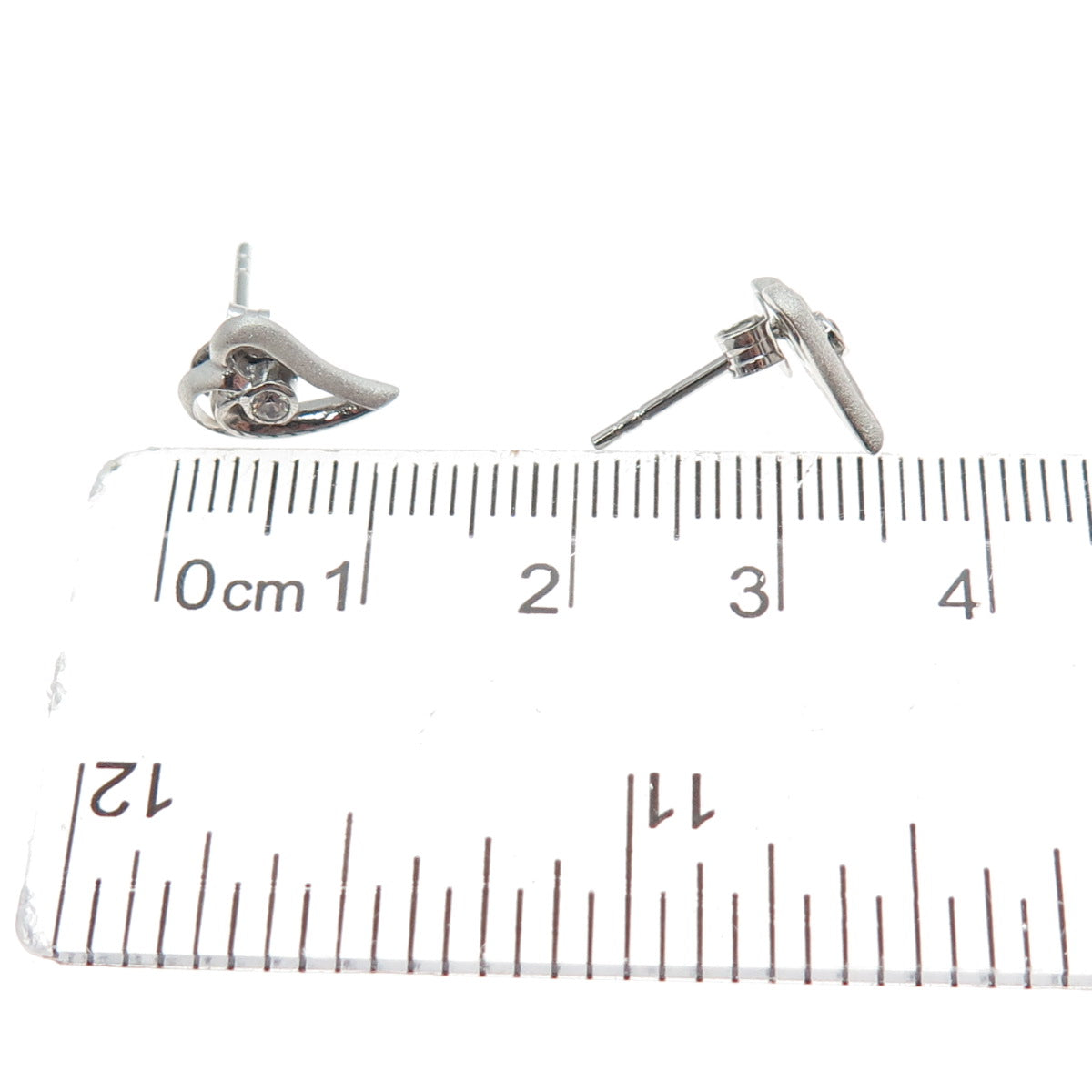 925 Sterling Silver Round-Cut C Z Modernist Heart Earrings