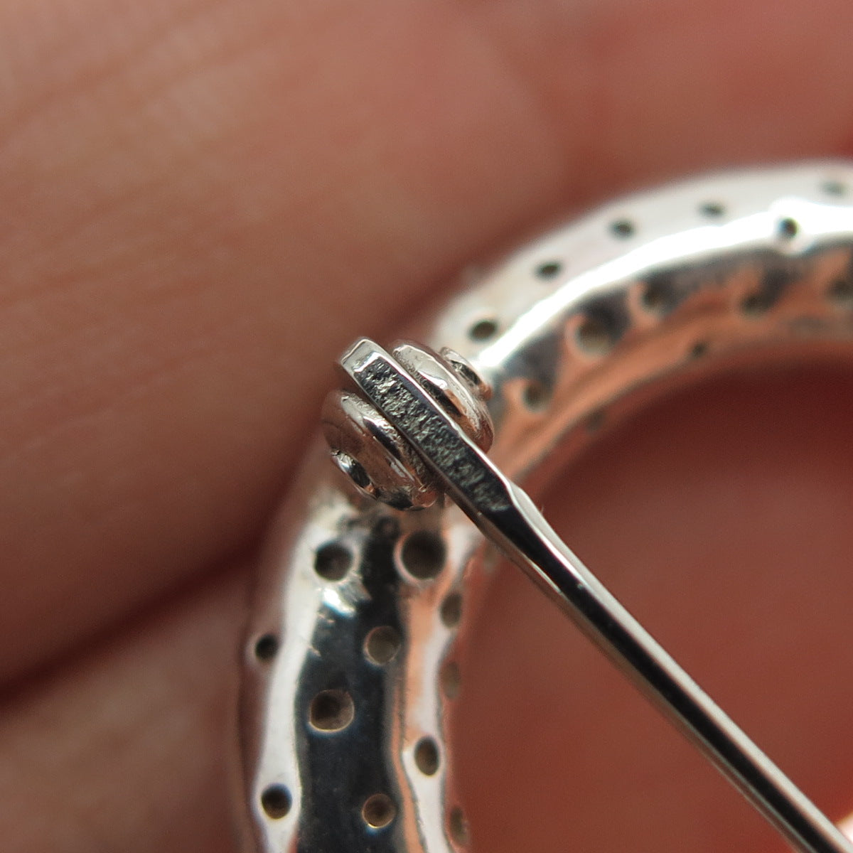925 Sterling Silver Vintage Modernist Dotted Circle of Life Pin Brooch