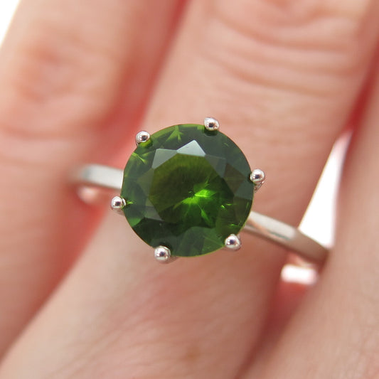 DAZZLERS 925 Sterling Silver Round-Cut Nano Peridot Ring Size 8.25