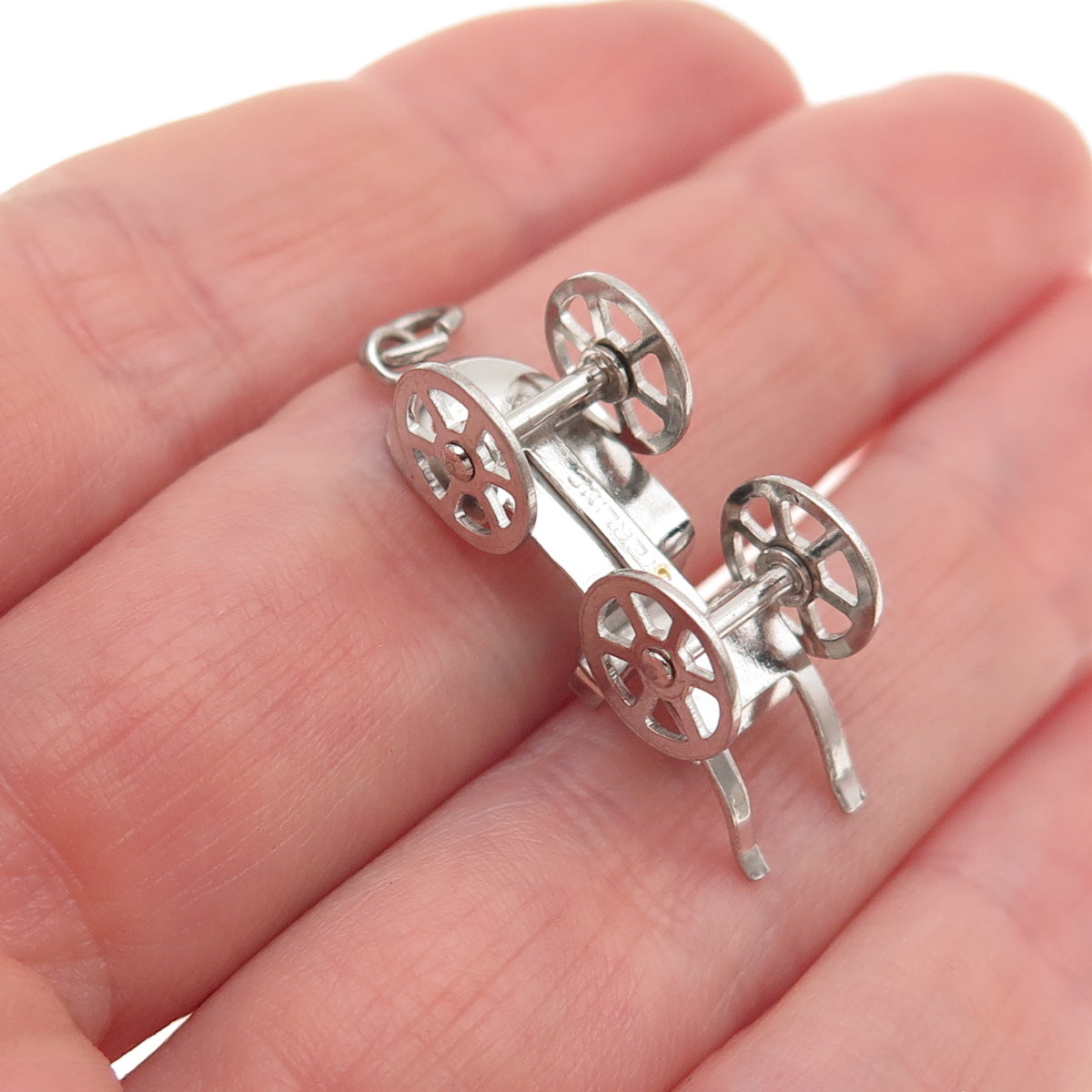 925 Sterling Silver Antique Art Deco Carriage Movable 3D Mini Charm Pendant