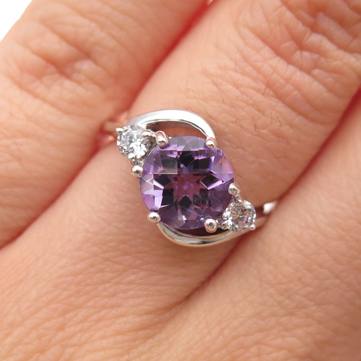 925 Sterling Silver Real Round-Cut Amethyst & C Z Ring Size 5