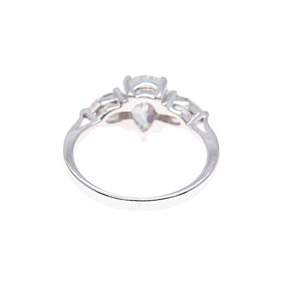 925 Sterling Silver Pear-Cut C Z Engagement Ring Size 7