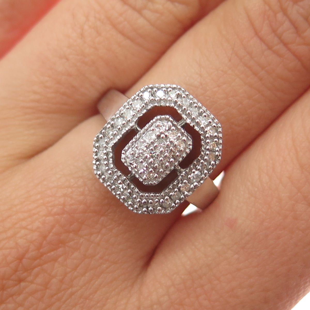 HN HENG NGAI 925 Sterling Silver Real Round-Cut Diamond Ring Size 7.25
