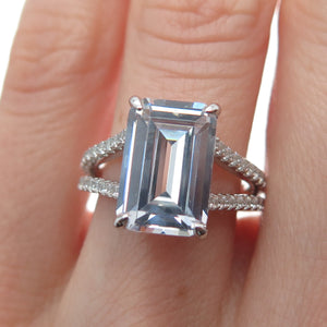 DSMK 925 Sterling Silver Emerald & Round-Cut Shaped C Z Ring Size 5.25