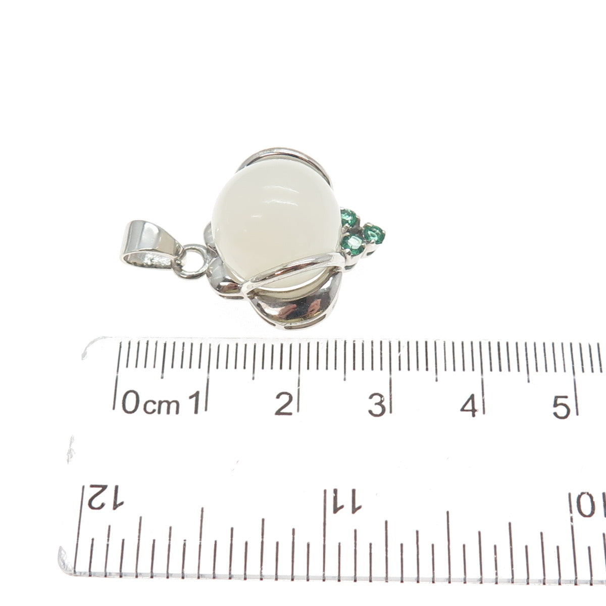 RT ROYAL TOUCH 925 Sterling Silver Vintage Real Chalcedony Emerald Charm Pendant