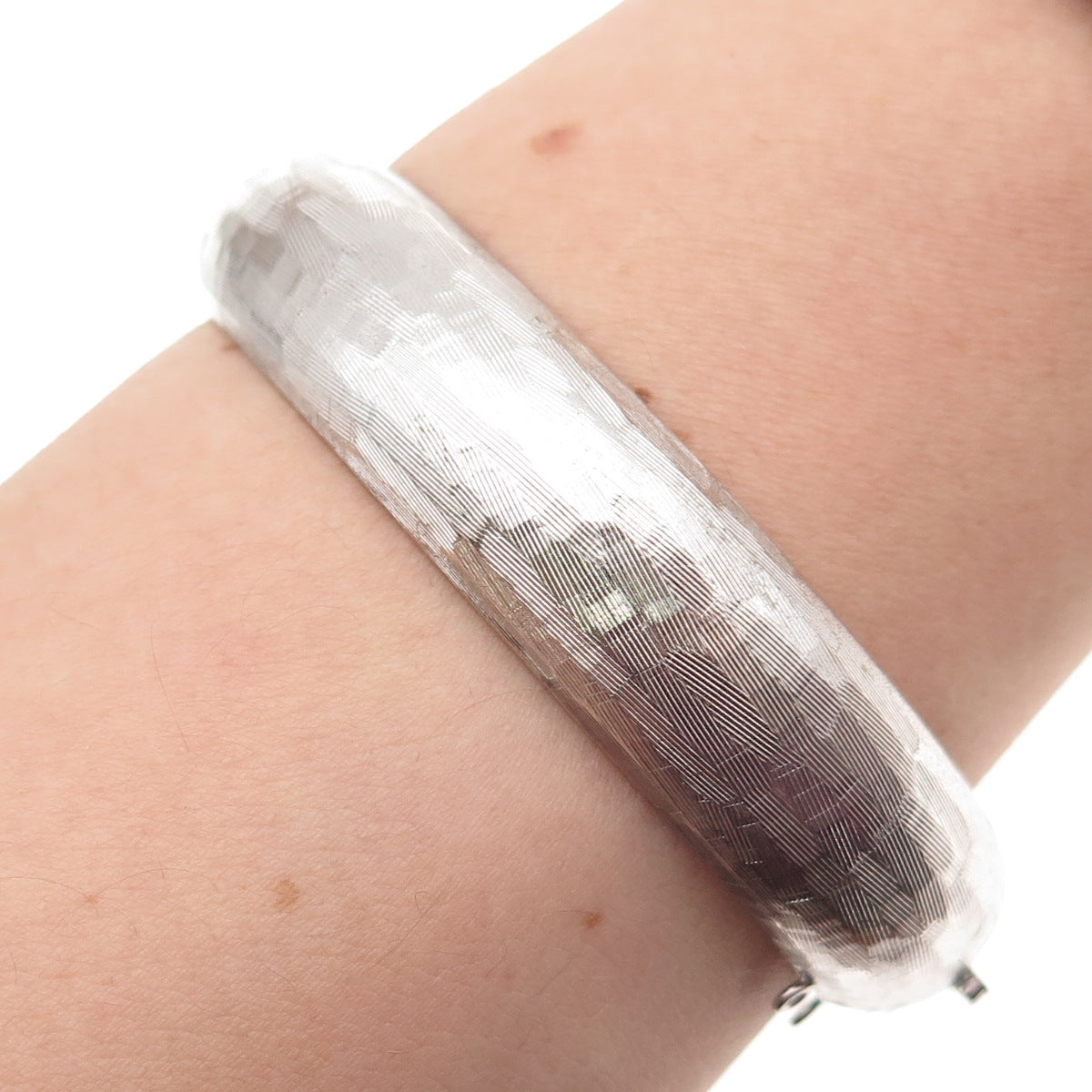 Hayward 925 Sterling Silver Vintage Brushed Bangle Bracelet 7"