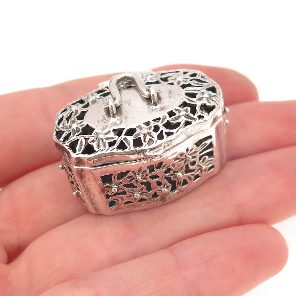 925 Sterling Silver Vintage Floral Oxidized Pill / Snuff Box Pendant