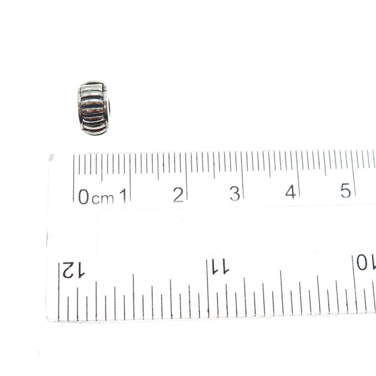 CHAMILIA 925 Sterling Silver Ribbed Clip Lock Charm