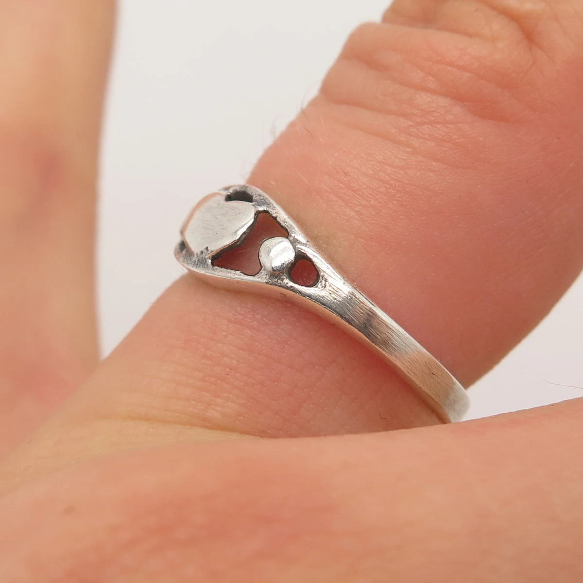 925 Sterling Silver Vintage Heart Ring Size 6.25