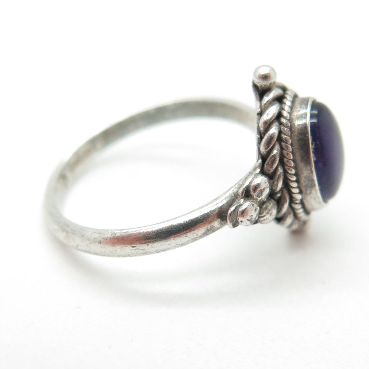 925 Sterling Silver Vintage Real Cabochon Amethyst Oxidized Ring Size 5.75