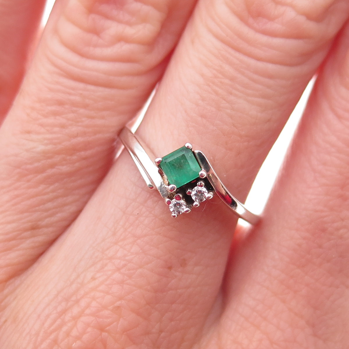 925 Sterling Silver Real Emerald & C Z Bypass Ring Size 7.25