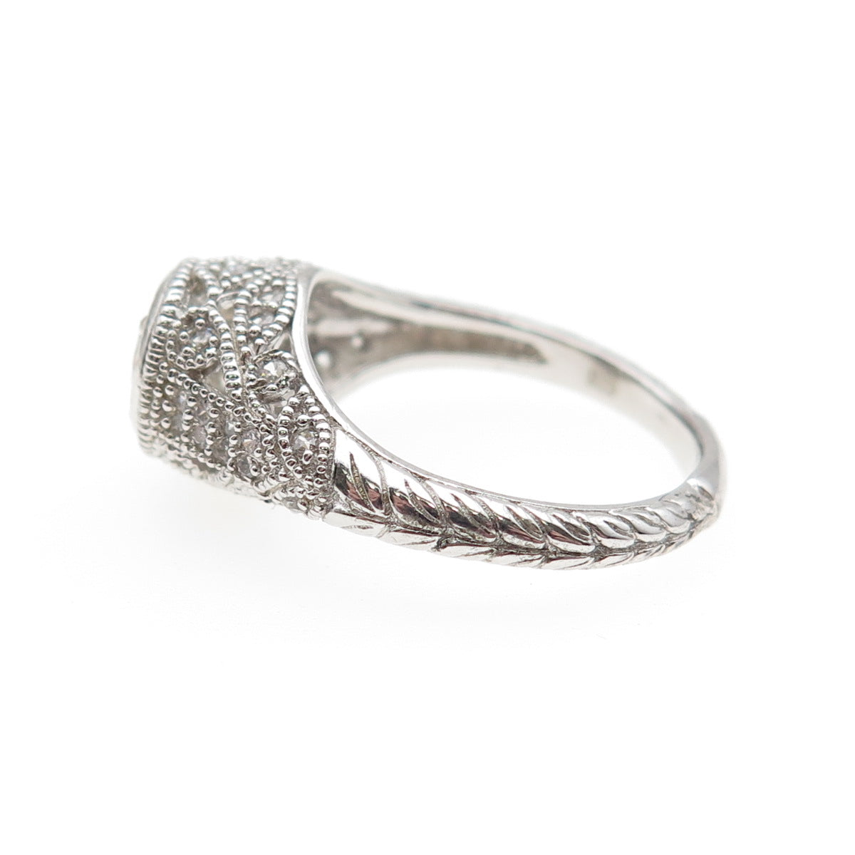 925 Sterling Silver Round-Cut C Z Engagement Ring Size 7