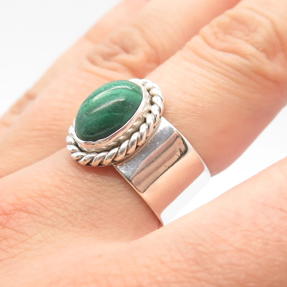 925 Sterling Silver Vintage Real Malachite Gem Twisted Oval Ring Size 7