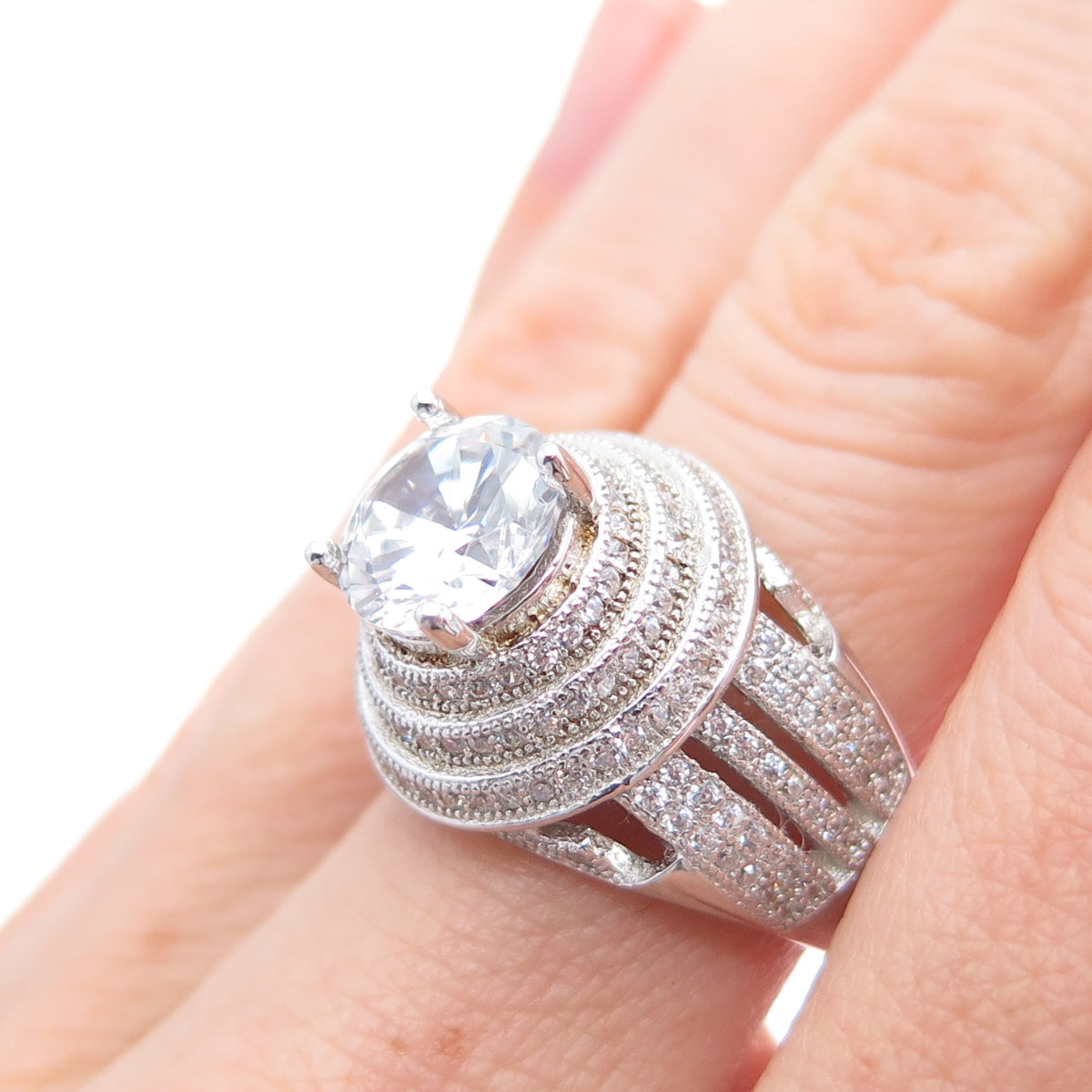 925 Sterling Silver Round-Cut C Z Ring Size 6.5