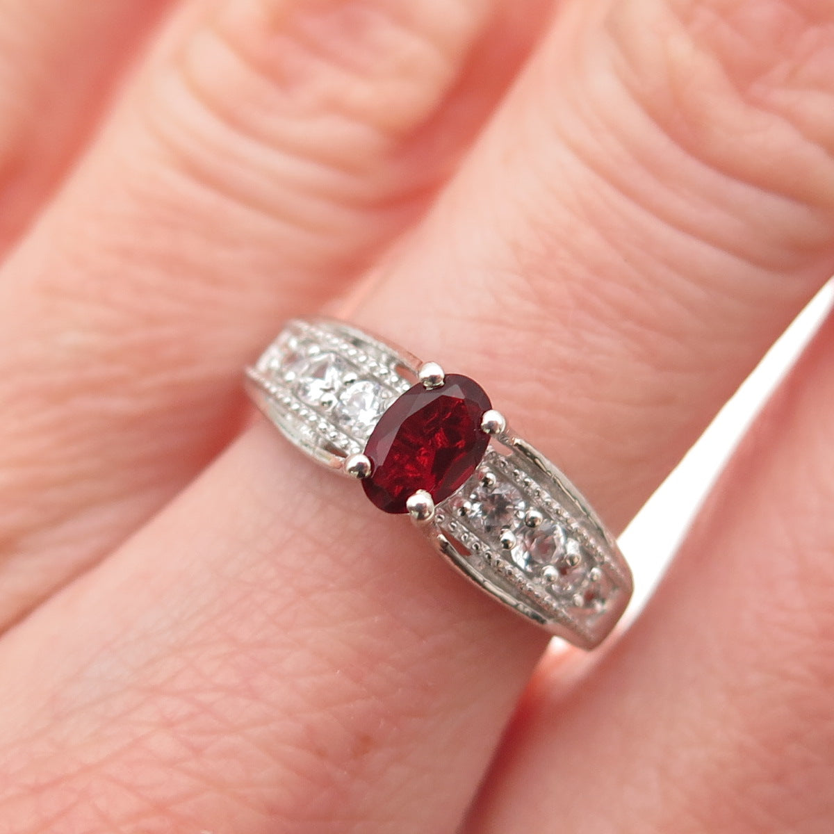 Chuck Clemency 925 Sterling Silver Real Red Garnet & White Topaz Ring Size 6