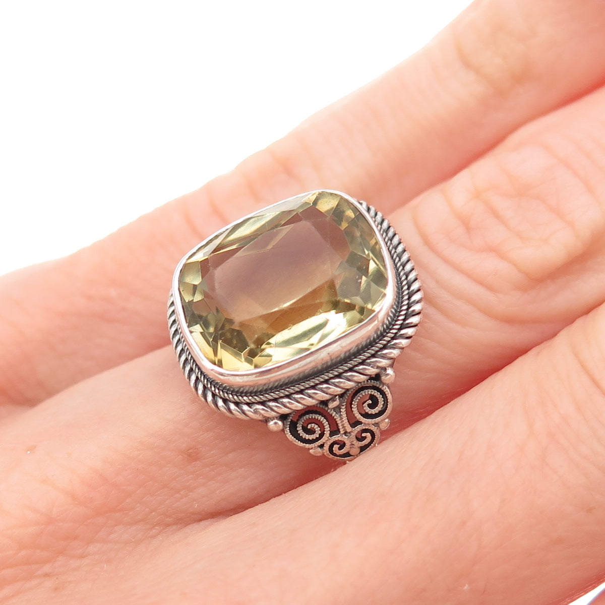 925 Sterling Silver Vintage Real Citrine Oxidized Ring Size 4.75